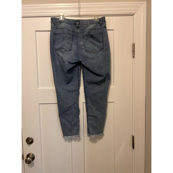 Democracy Jeans Women Size 12 Blue "Ab" Technology Tapered Fray Hem Denim Jeans - Picture 7 of 10